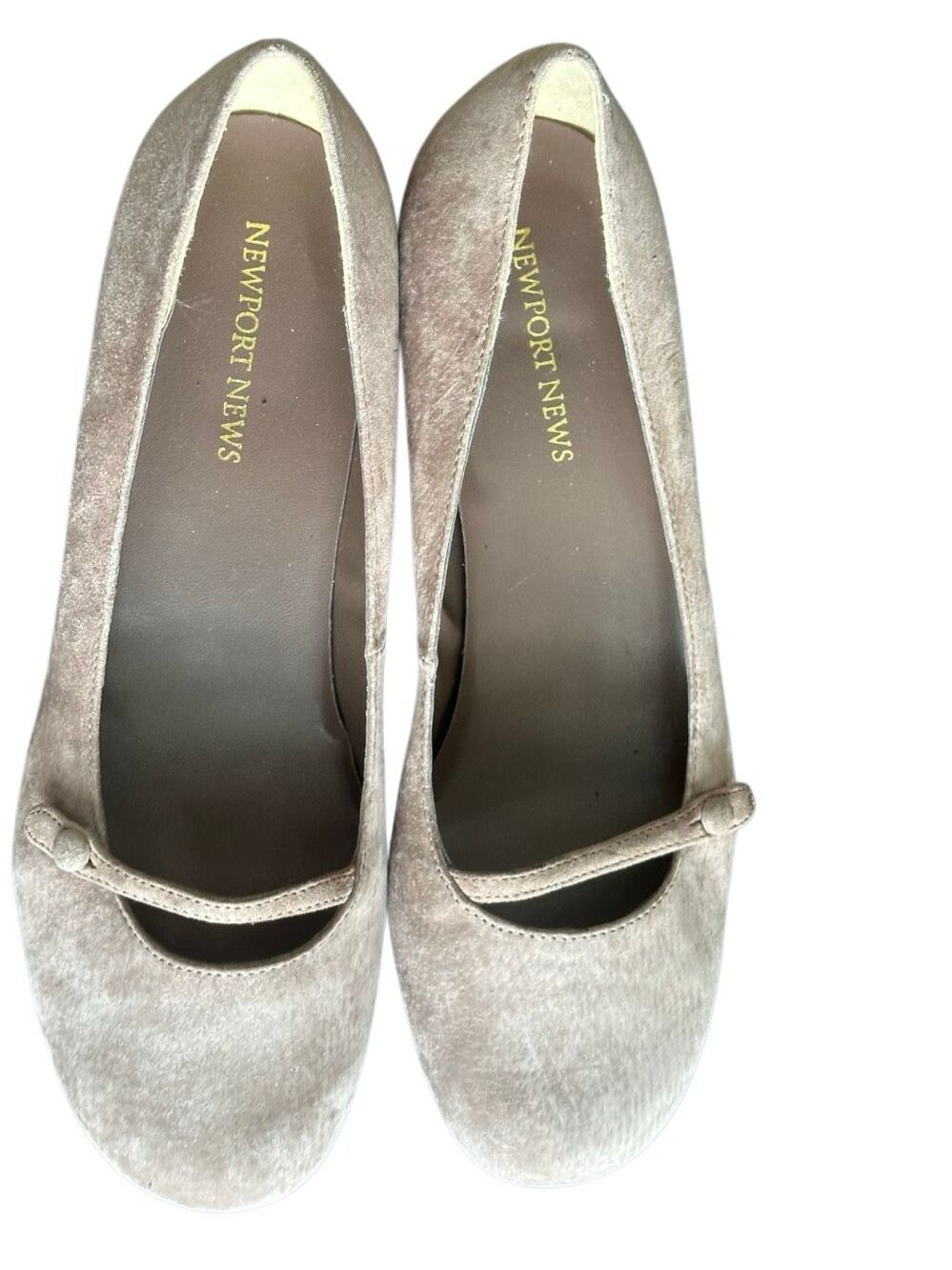 Newport News Leather Kitten Heel Mary Jane Pumps Size 8 1/2
